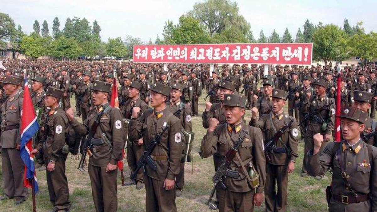 El ejército de Corea del Sur realizó una detención protocolaria sin incidentes.-EFE