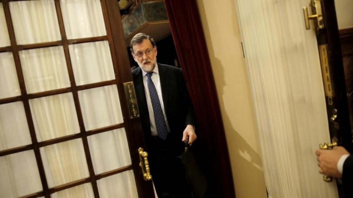 Mariano Rajoy entra al hemiciclo de Congreso.-JOSE LUIS ROCA