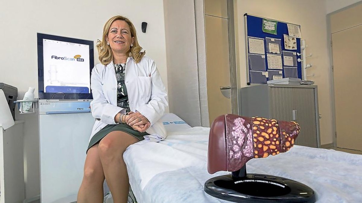 Gloria Sánchez, jefa de la Unidad de Hepatologia del Hospital Universitario Río Hortega de Valladolid.-PABLO REQUEJO / PHOTOGENIC