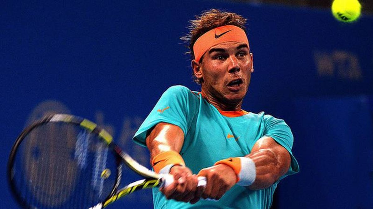 Rafael Nadal, durante el partido contra Martin Klizan, en cuartos de final del torneo de Pekín.-Foto: AFP / GOH CHAI HIN