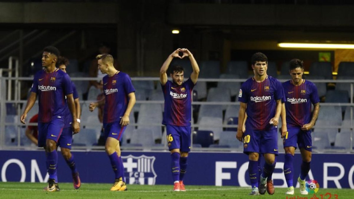 Jose celebra un gol con el Barcelona B.-LALIGA