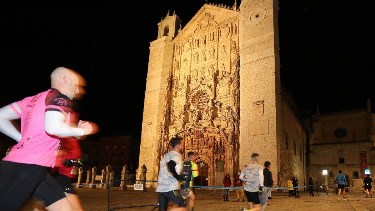 Imagen de la Carrera Ríos de Luz el pasado año. / M. ÁLVAREZ