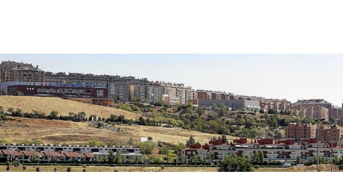 Laderas sur de Parquesol, objeto de la modificación del PGOU.-J. M. LOSTAU