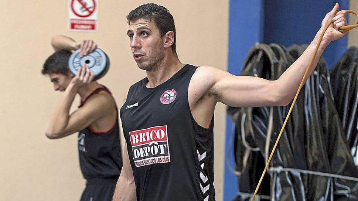 Sergio de la Fuente, durante el entrenamiento de ayer en Pisuerga-Miguel Ángel Santos