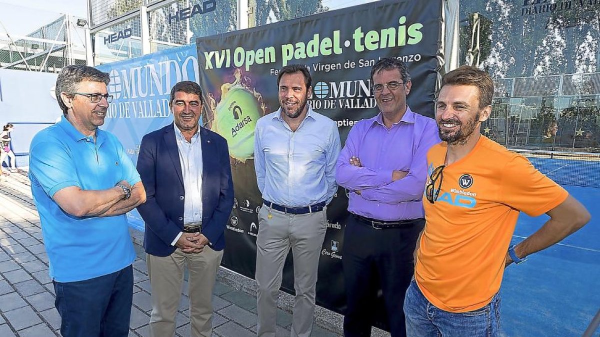 Nacho Barrasa, Pablo R. Lago, Óscar Puente, RobertoPérez y Pablo Zanetti durante la presentación del Open.-PABLO REQUEJO