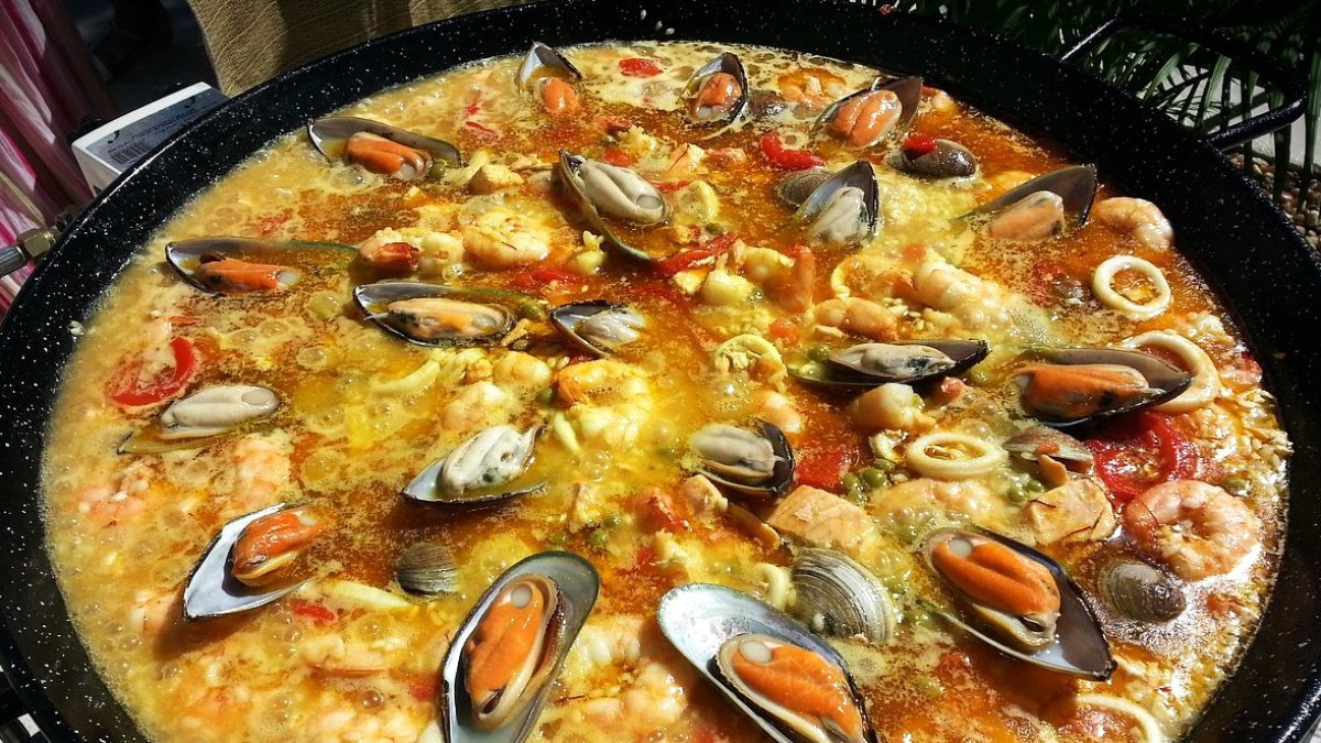 LA PAELLA ES PARA EL VERANO