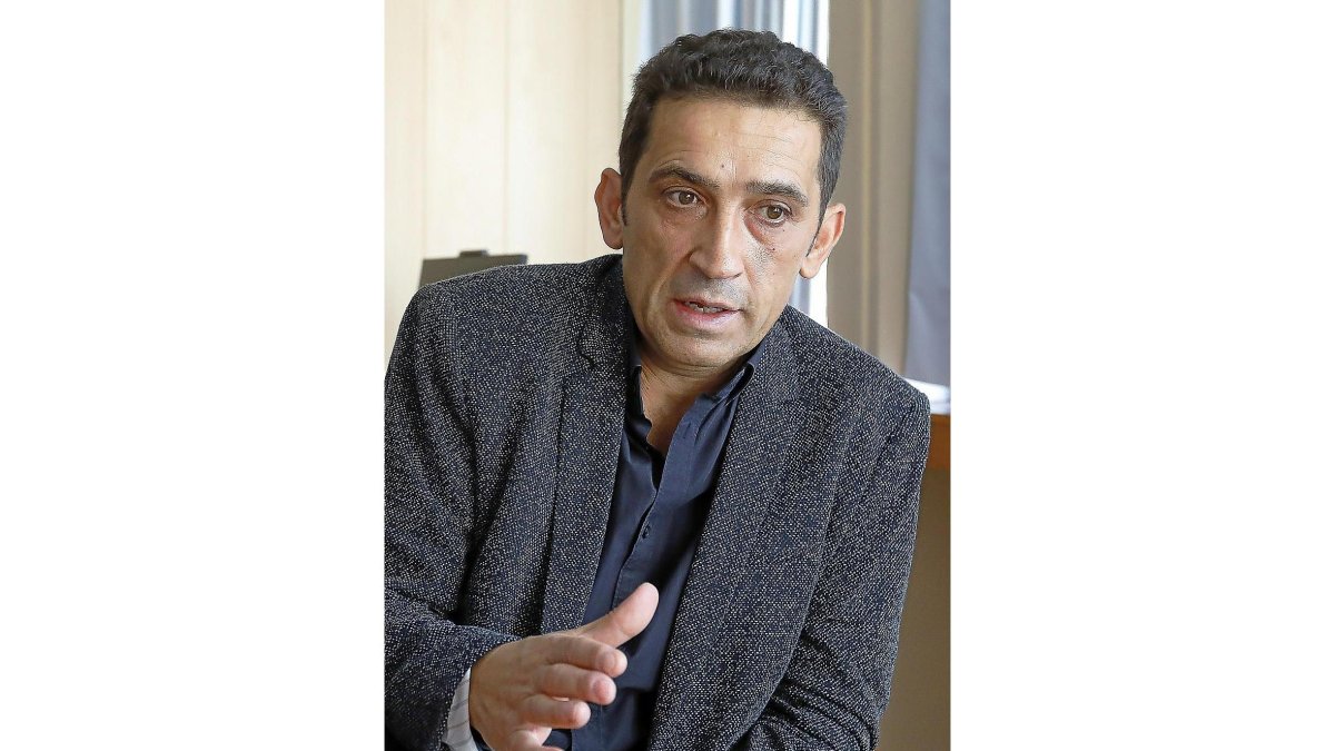 Vicente Andrés-J. M. LOSTAU
