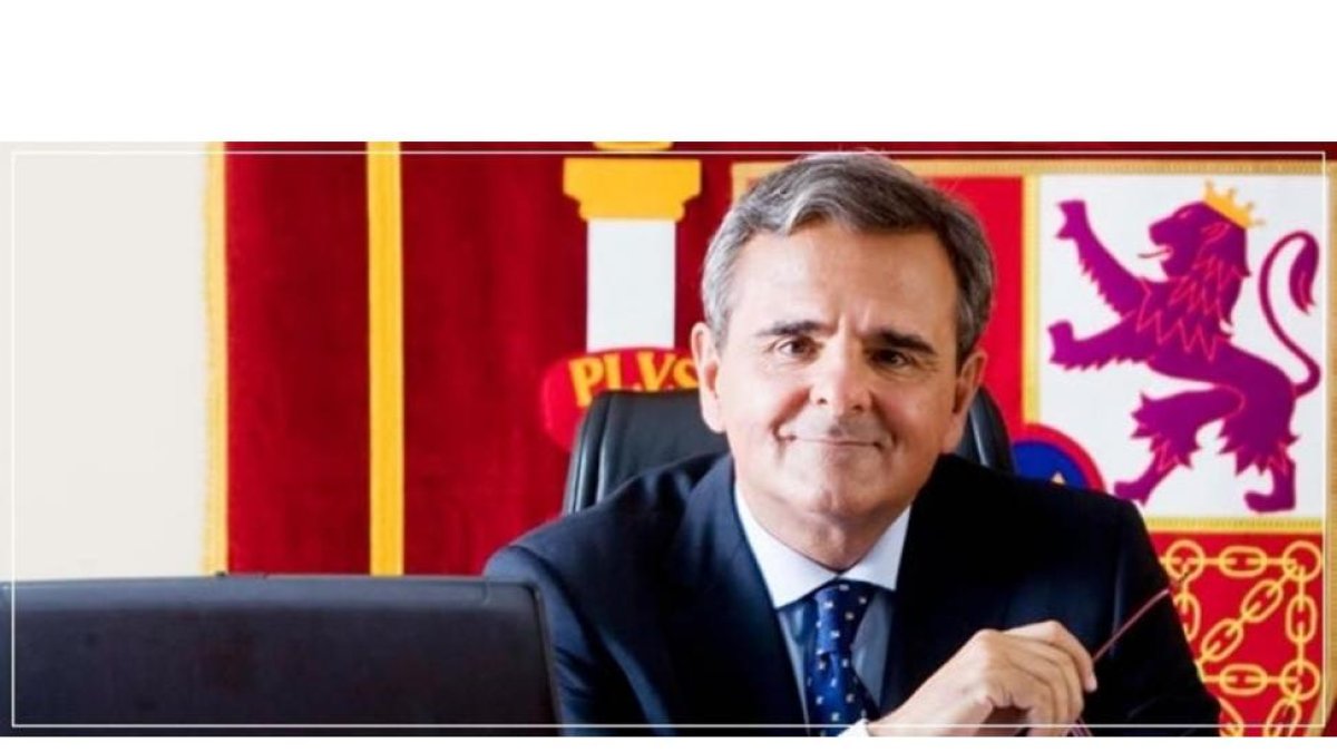 El alcalde de Majadahonda Narciso de Foxá. /-PERIODICO (AYUNTAMIENTO DE MAJADAHONDA)