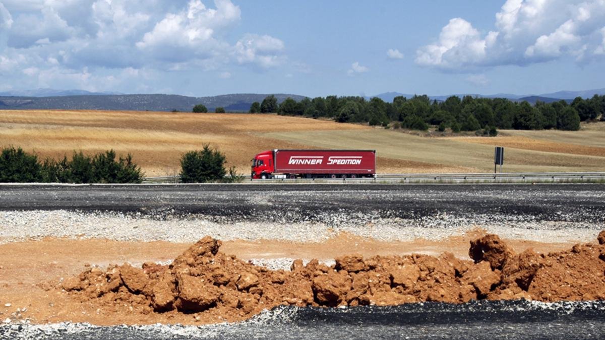 Imagen del tramo La Mallorna-Venta Nueva paralizado.-MARIO TEJEDOR