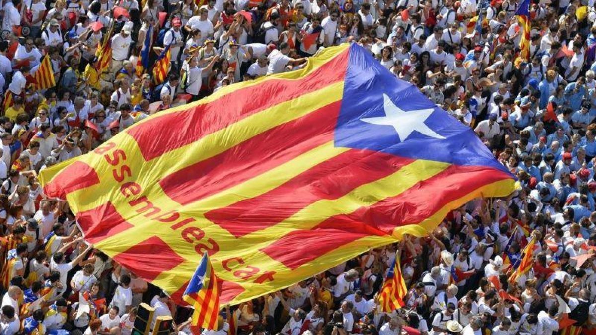 Estelada de la ANC en la manifestación independentista de la Diada del 2015, en Barcelona-GERARD JULIEN (AFP)