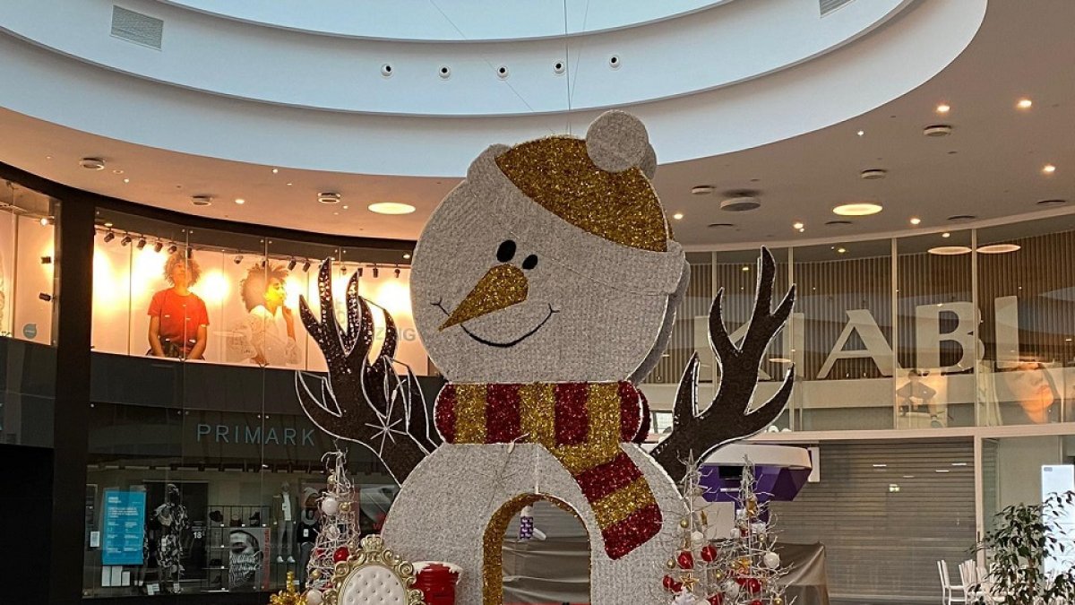 Decoración de RIO Shopping por Navidad.- E.M.