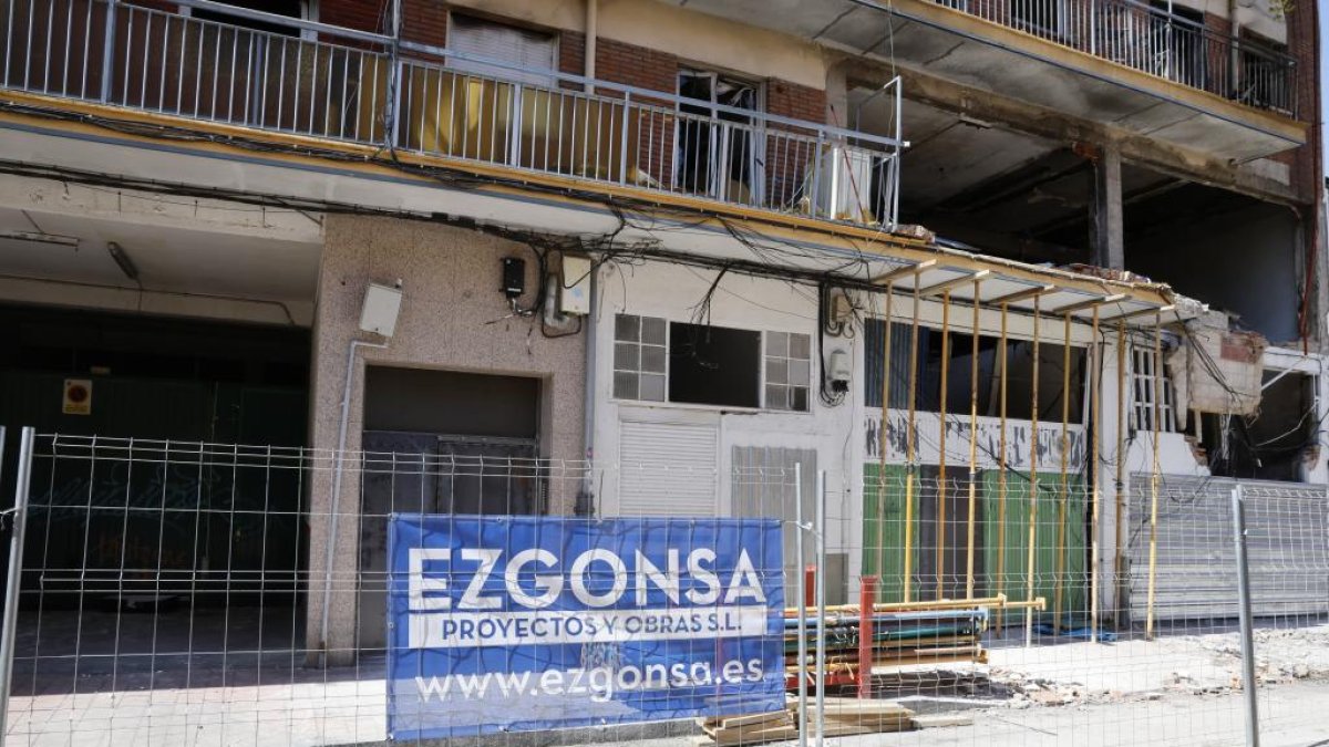 Edificio de la calle Goya, número 32, al que todavía no ha podido regresar los vecinos.-PHOTOGENIC
