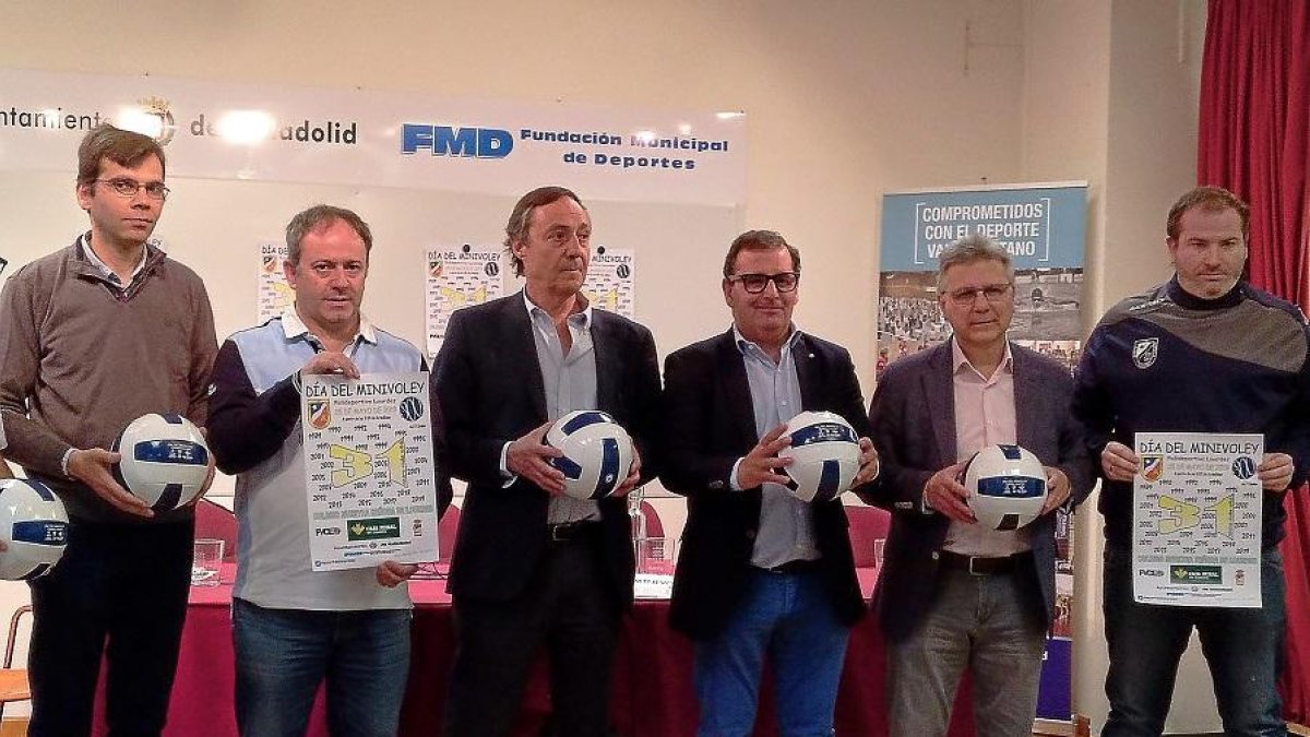 Momento de la presentación del XXI Día del Minivoley en la Casa del Deporte.-EL MUNDO