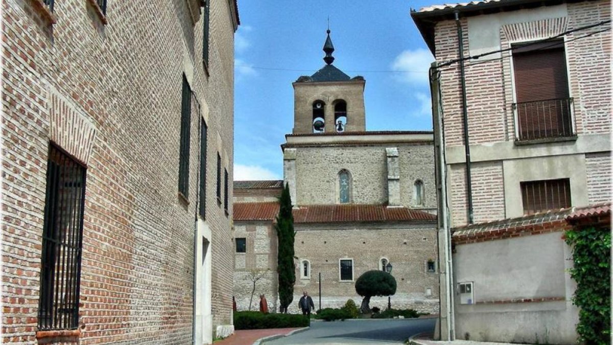 Una de las calles de la localidad vallisoletana de Olmedo.-E.M.