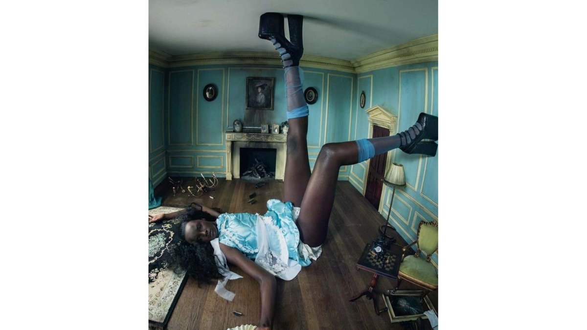 La modelo Duckie Thot, como el personaje de Alicia.-EL PERIÓDICO