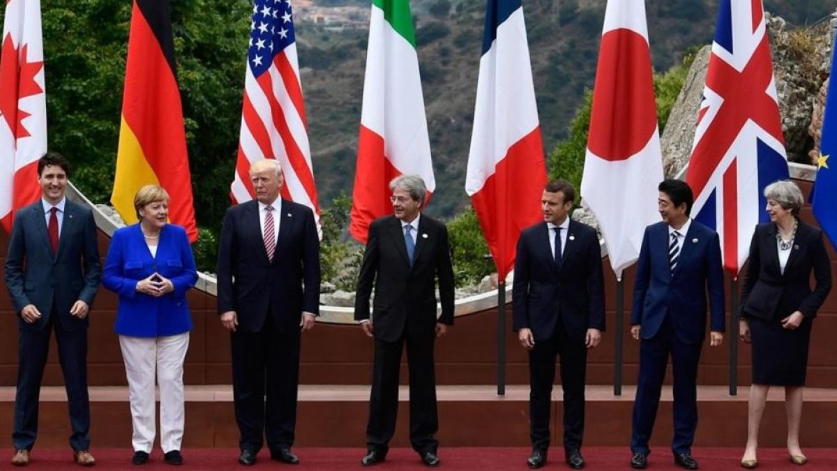 Foto de los mandatarios del G7 en Taormina.-MIGUEL MEDINA