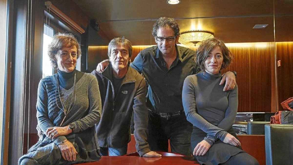 Componentes del grupo de Teatro Teloncillo-Pablo Requejo