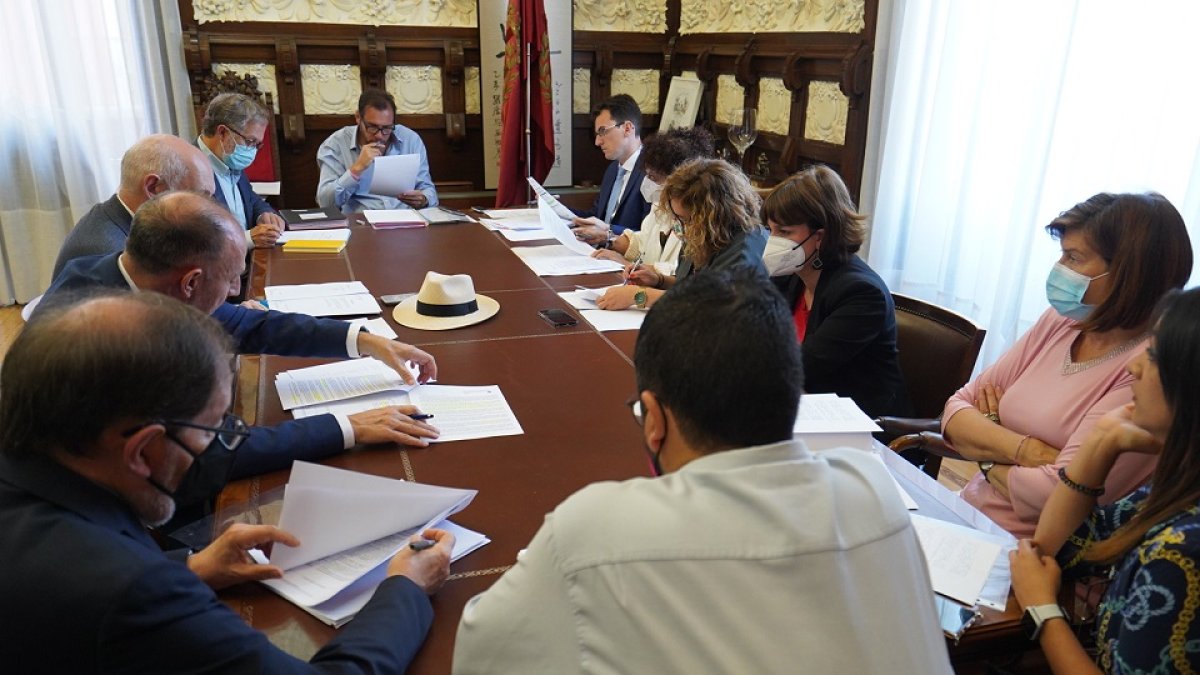 La Junta de Gobierno de Valladolid aprueba el cambio de calderas en siete centros educativos. - E. M.