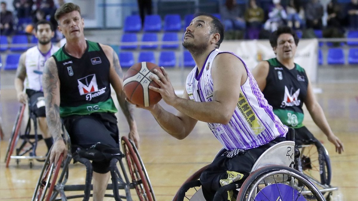 Partido entre el Fundación Aliados y el Joventut. / C. MINGUELA