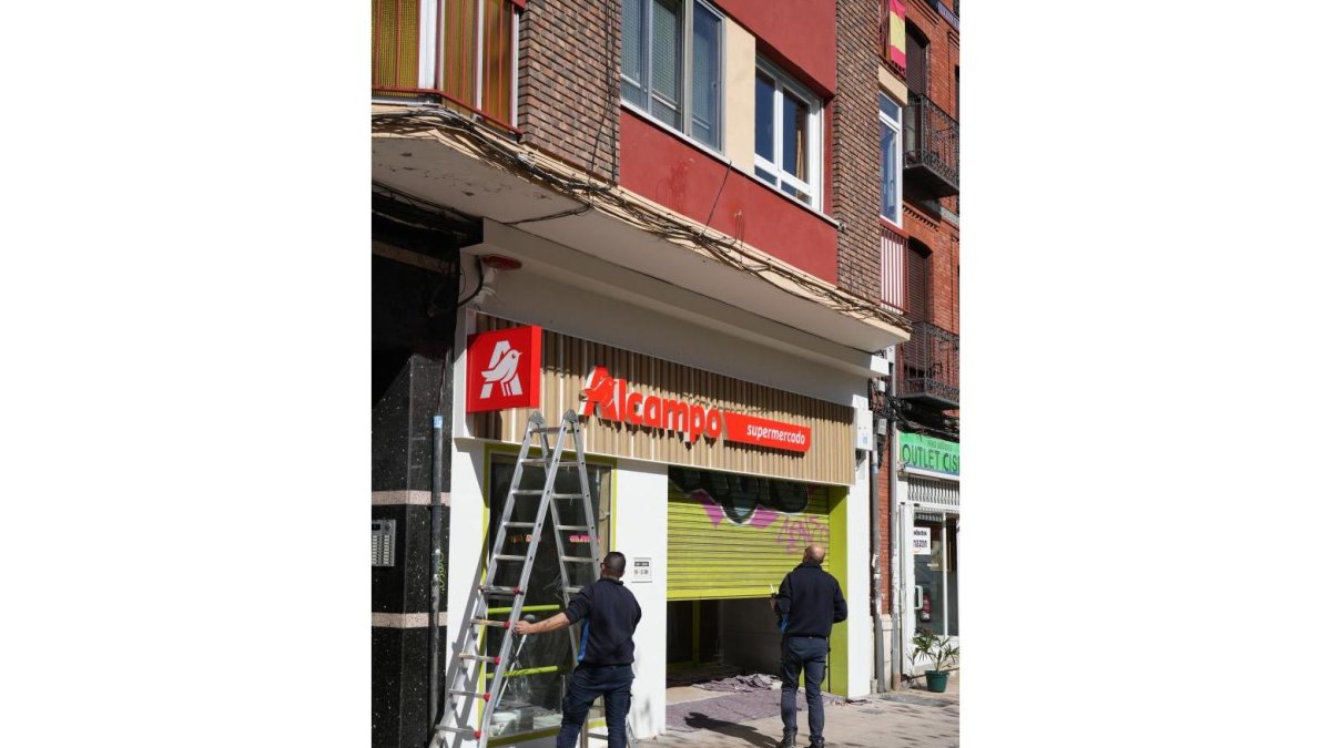 El Supermercado Alcampo sustituye al DIA en Vallaodlid.- J.M. LOSTAU