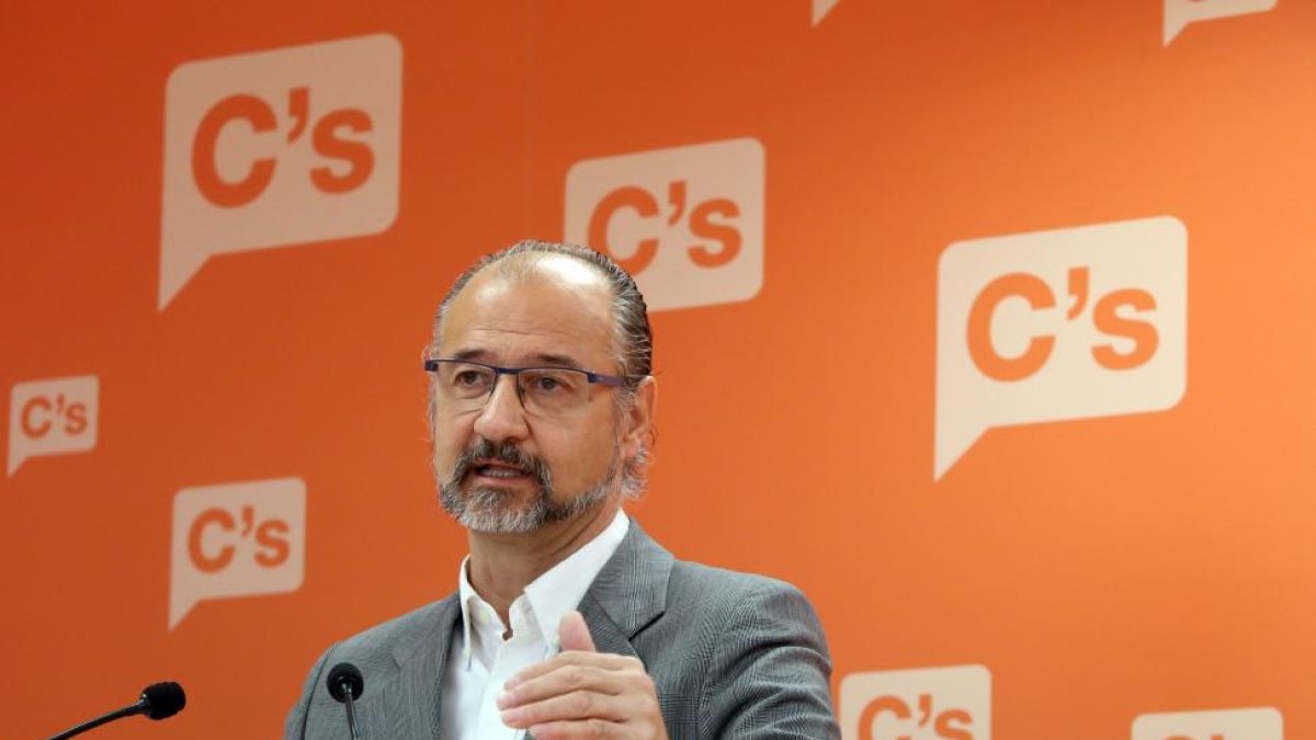 El portavoz de Ciudadanos en las Cortes de Castilla y León, Luis Fuentes, valora la actualidad política autonómica.-ICAL