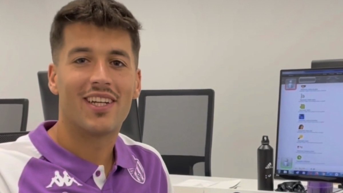 Víctor Meseguer, jugador del Real Valladolid. | RV