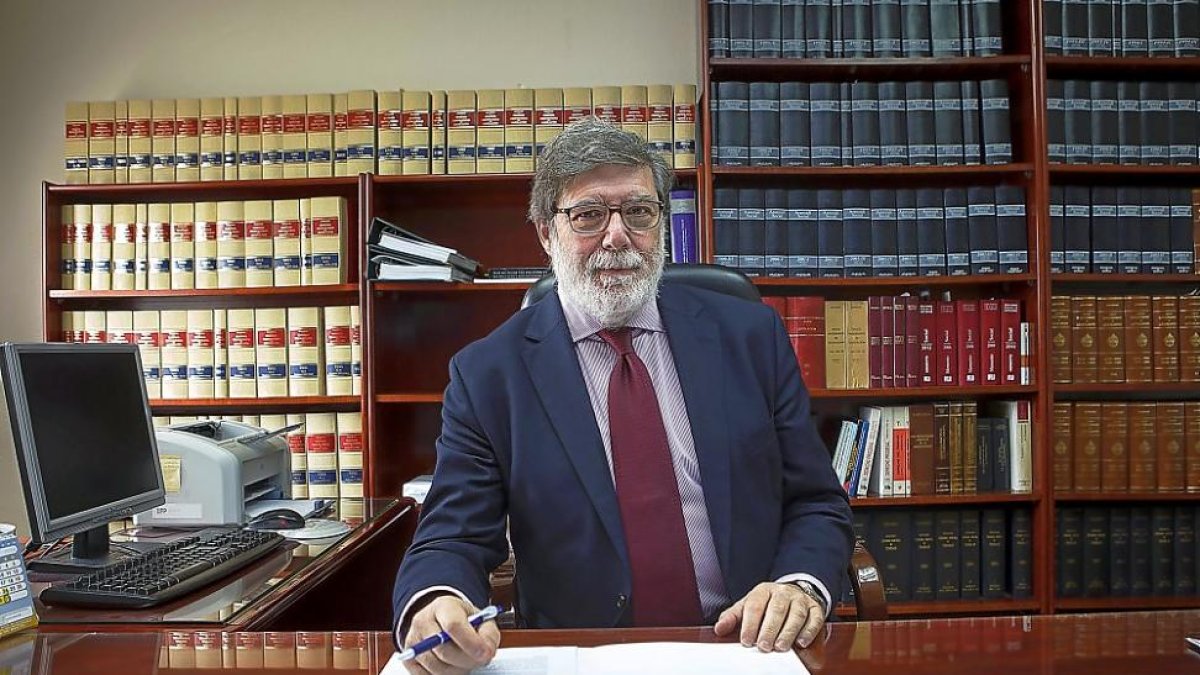 Santiago Aparicio.-ICAL