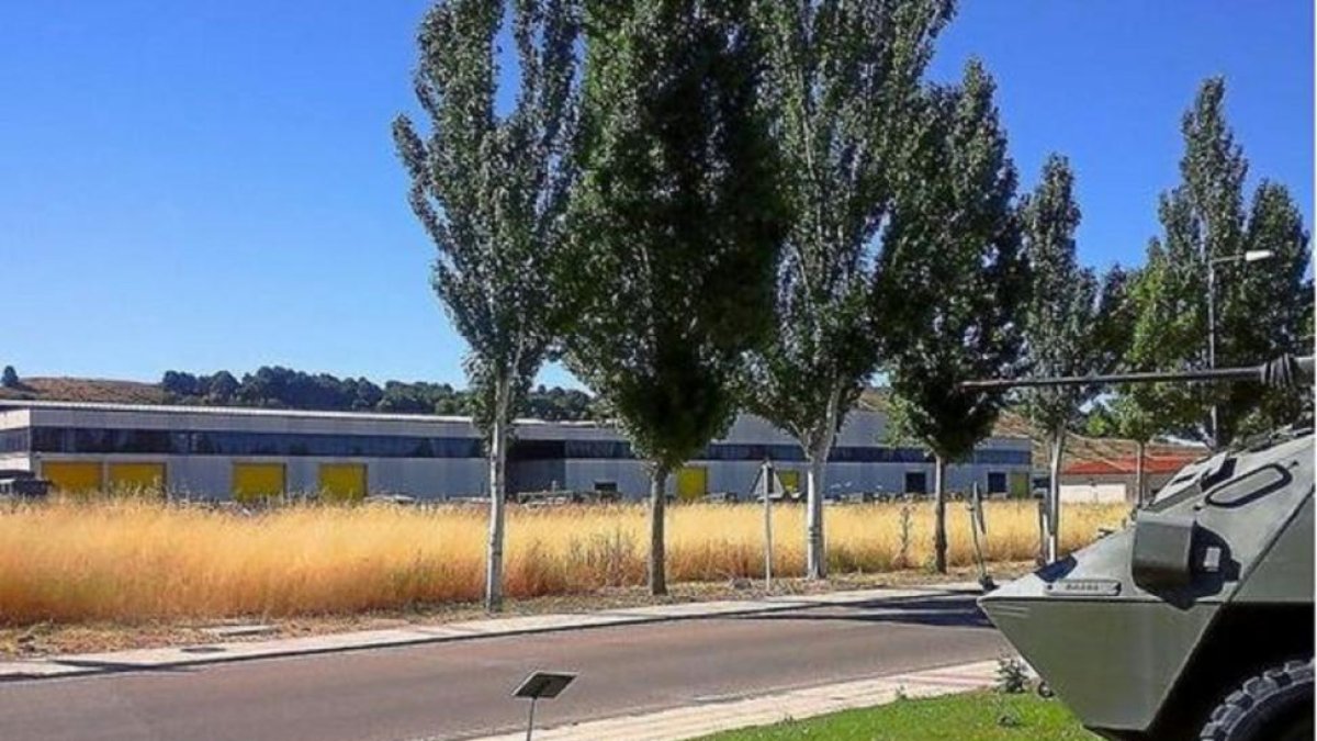 Instalaciones de la Agrupación de Apoyo Logístico Nº 61 (AALOG) en la Base ‘El Empecinado’ de Santovenia de Pisuerga.-E.M.
