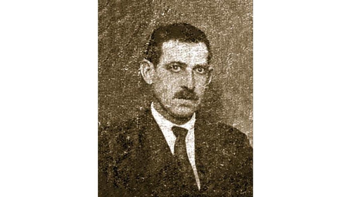 VALENTÍN GRANADO. Dirigente ugetista de Valladolid, sufrió las penalidades del fuerte.-