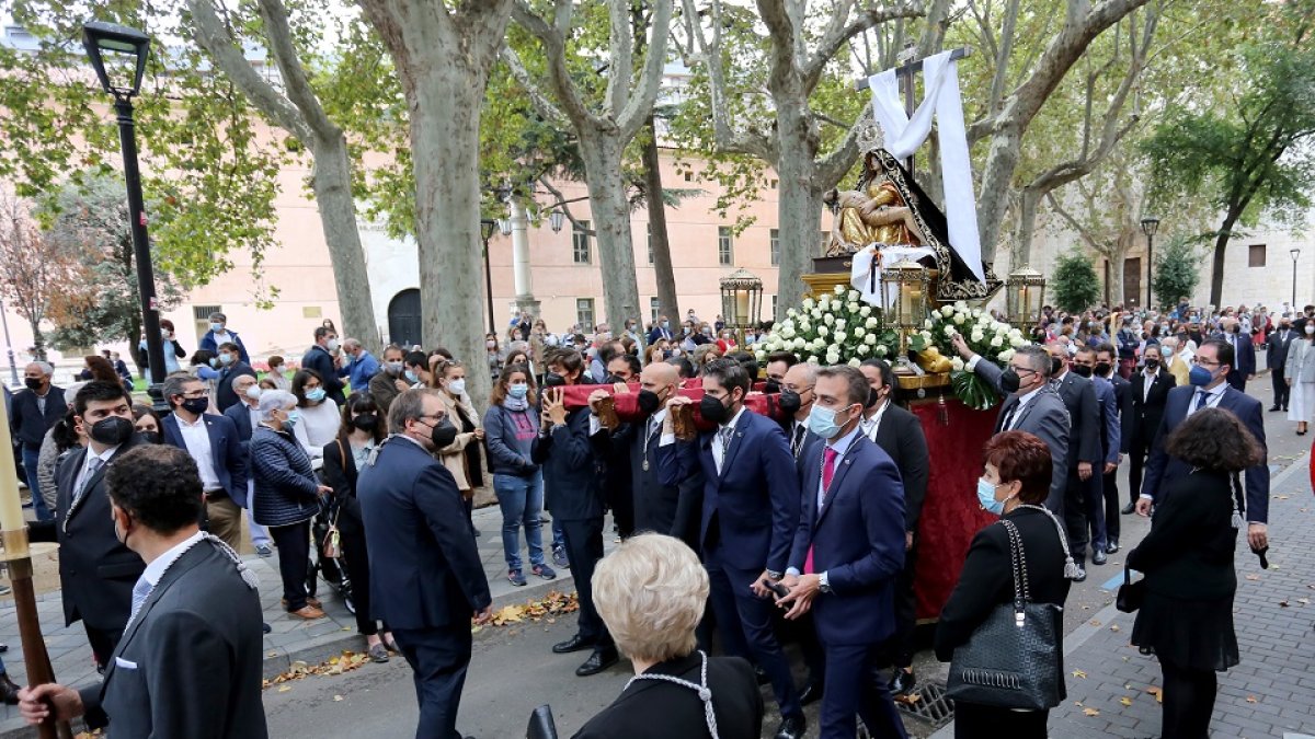 La Cofradía de la Sagrada Pasión de Cristo de Valladolid. - ICAL