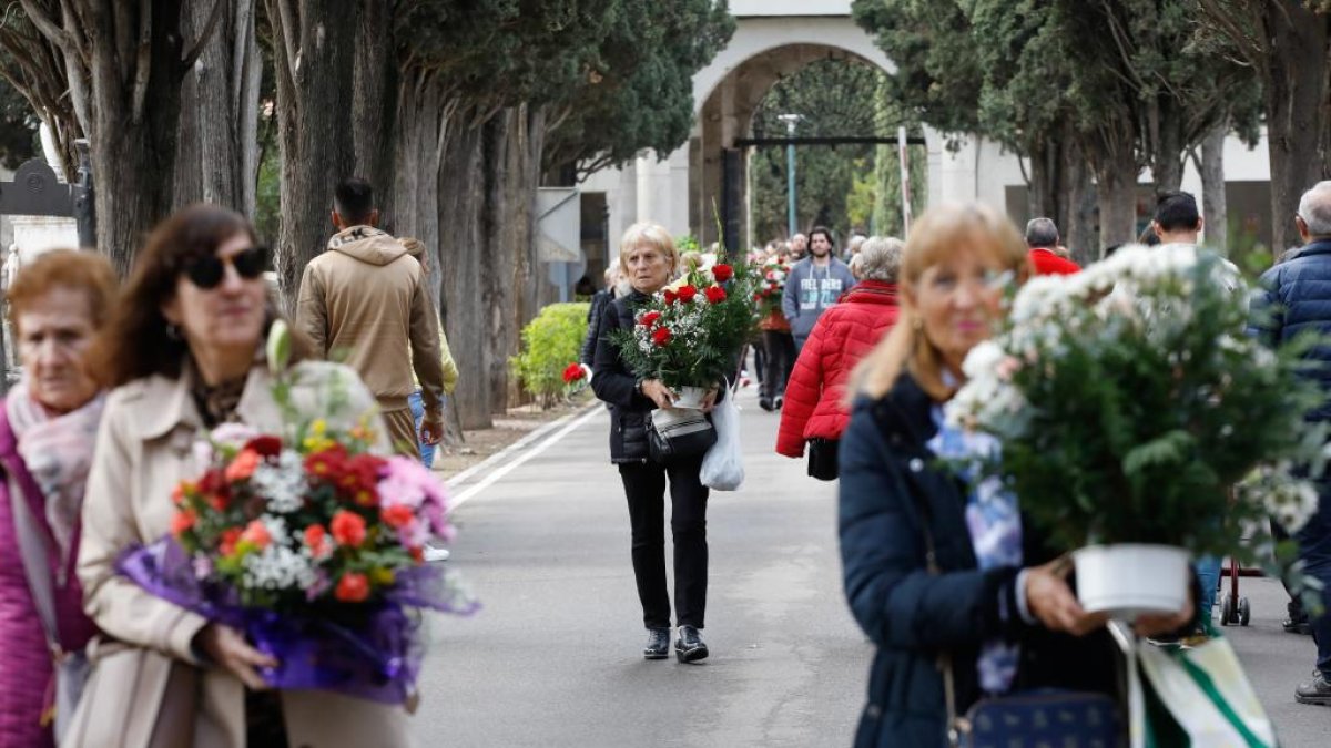 El Cementerio del Carmen de Valladolid en el día de Todos los Santos. J.M. LOSTAU