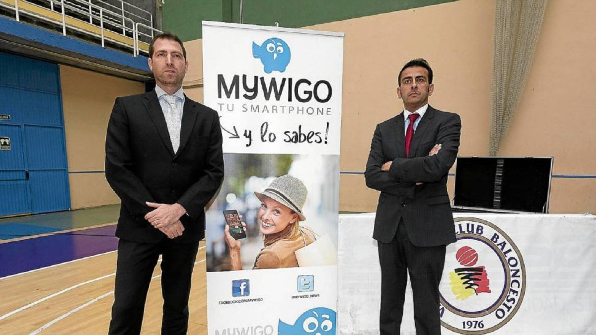 Fatalevich y Bhardwaj el día de la presentación del patrocinador-Pablo Requejo