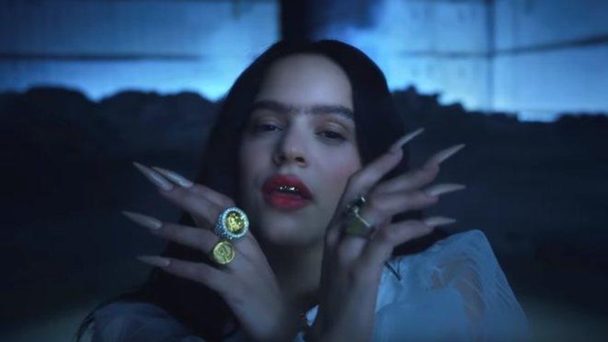 Una captura del videoclip de Rosalía.-