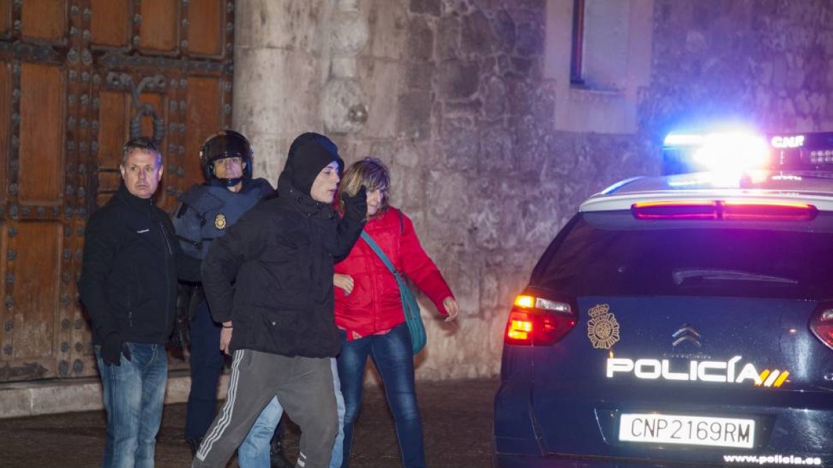 Detención de un joven tras la protesta del jueves contra la remodelación de la plaza de toros-Ical