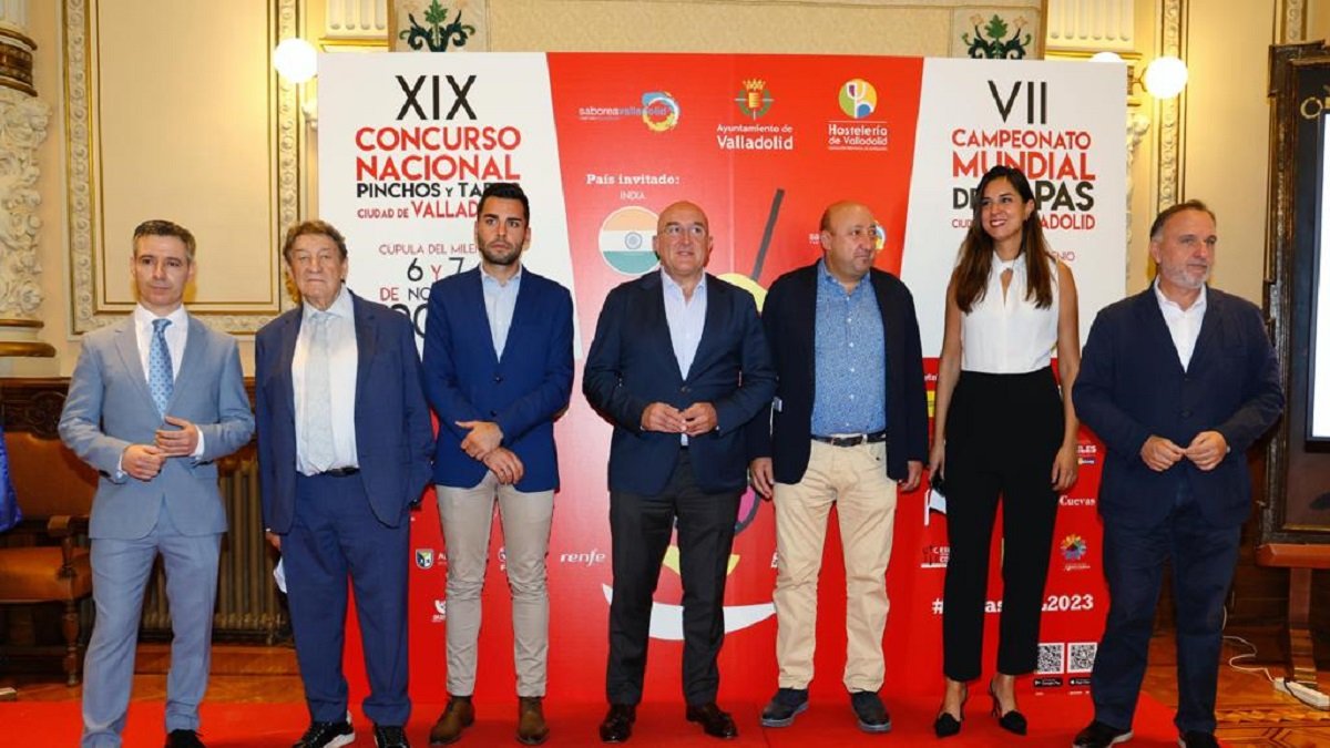 Presentación del concurso nacional de pichos y tapas y del campeonato mundial de tapas.-E. M.