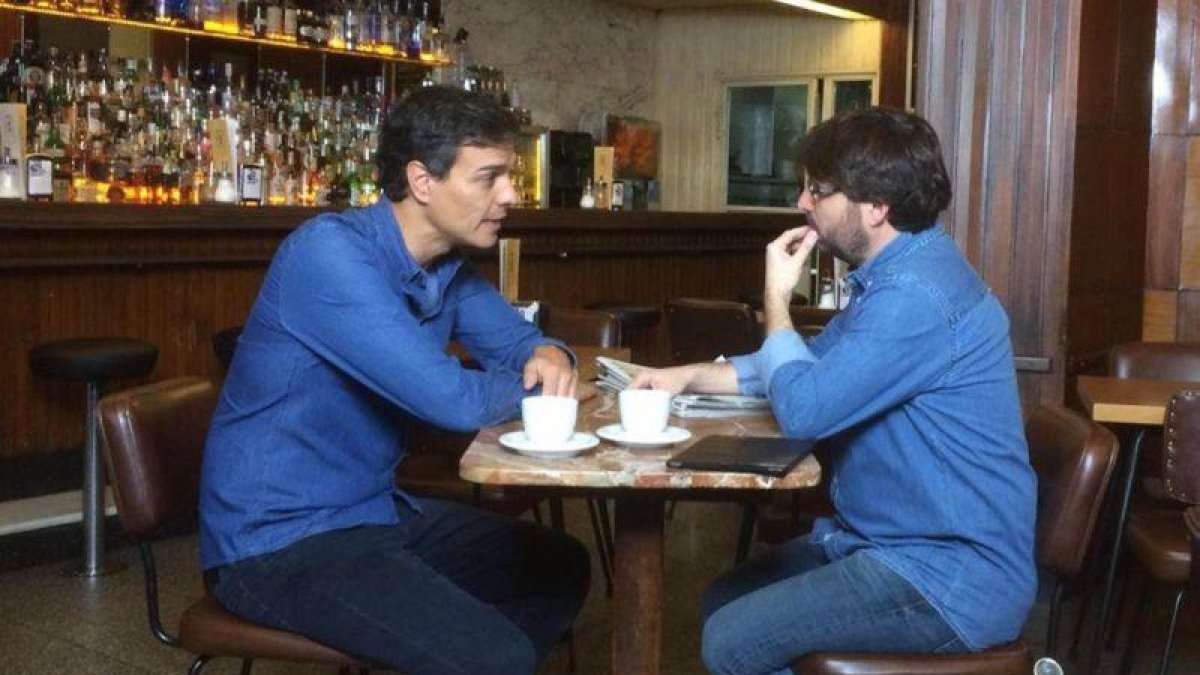 Pedro Sánchez y Jordi Évole, durante la entrevista de este domingo.-LA SEXTA