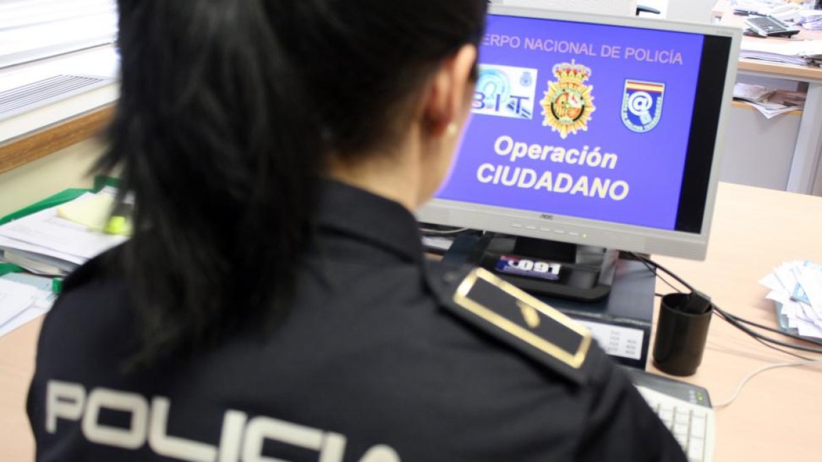 Policía Nacional trabaja con el sistema de colaboración ciudadana.-ICAL