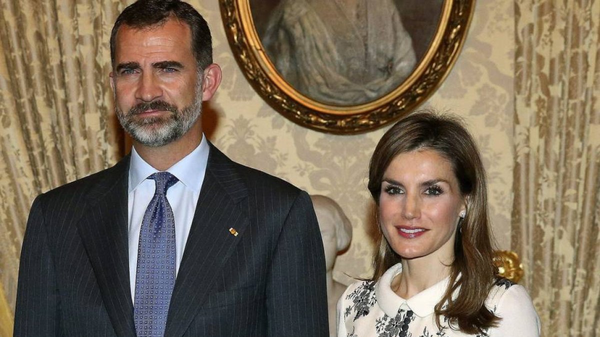 Los Reyes Felipe VI y Letizia, durante una audiencia-Efe