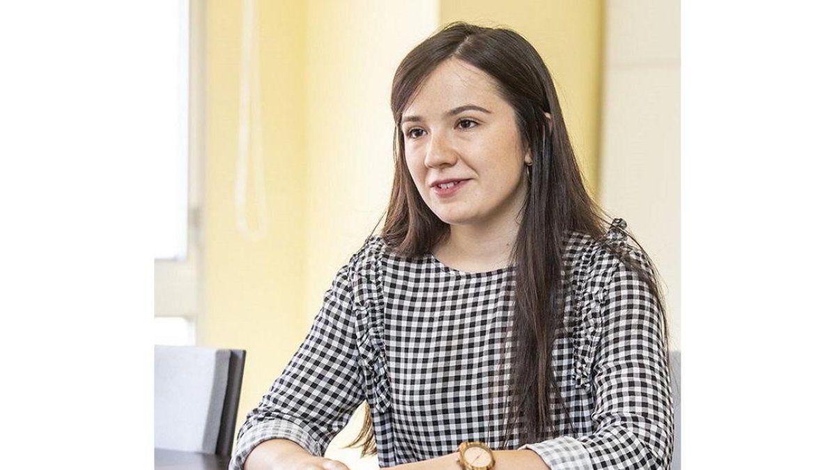Mónica Ortega ha deslumbrado a sus profesores con su trabajo.-SANTI OTERO