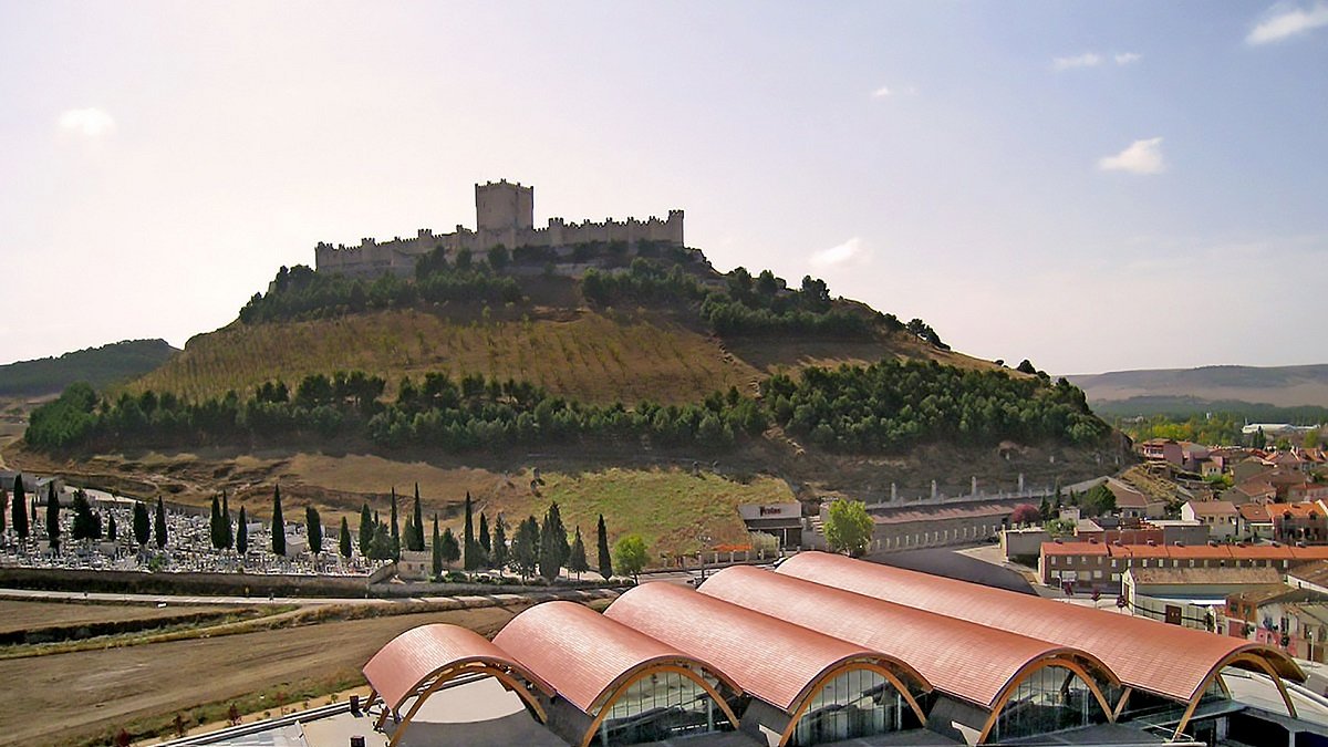Imágenes de las instalaciones de varias bodegas de Valladolid. VALLADOLID PROYECTA