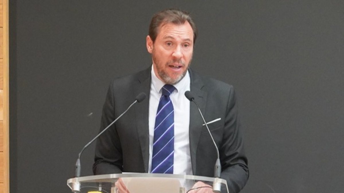 Puente durante su intervención en el encuentro sobre clima.-E. M.