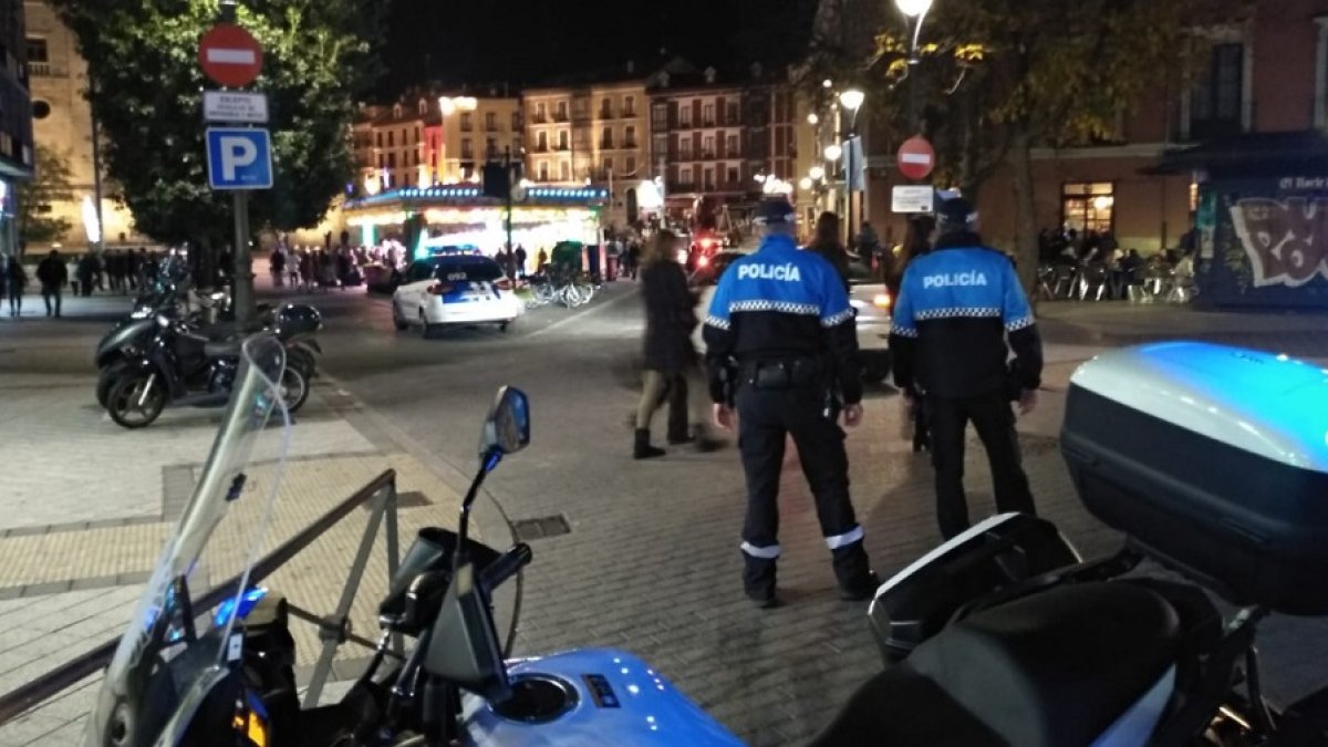 Agentes de la Policía Municipal. - E. M.