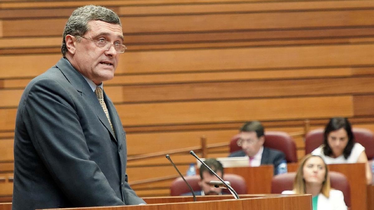 Pedro Pascual, en una imagen de archivo durante su intervención en el debate de investidura.