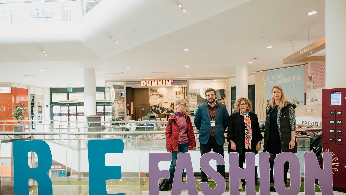 Presentación del Proyecto Re-Fashion en Vallsur.- E. M.