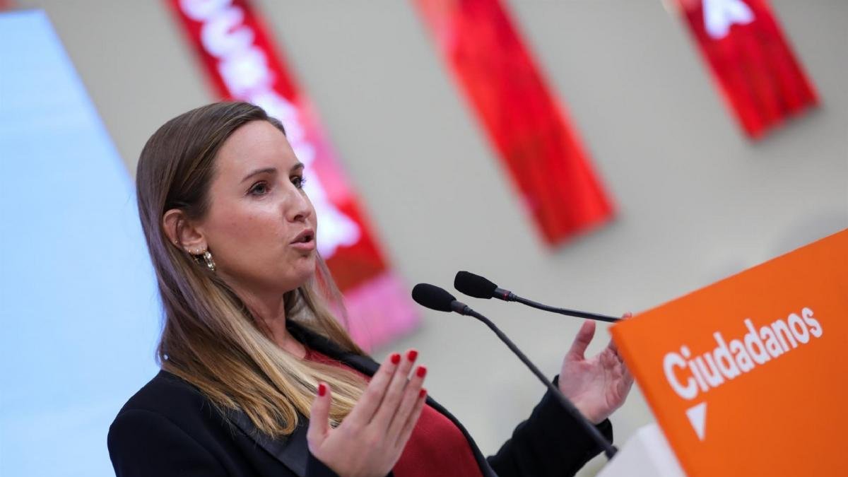 -E. P.