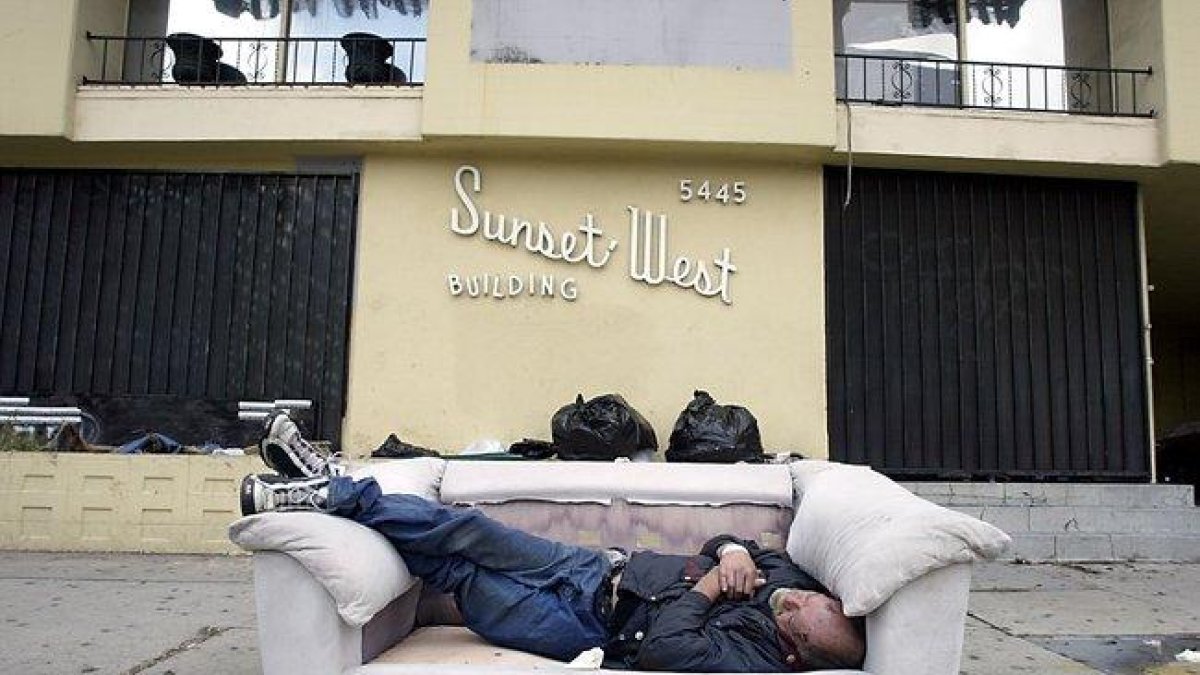 El sector de Skid Row, en el centro de la ciudad y donde se concentra al mayor número de personas sin hogar.-EFE
