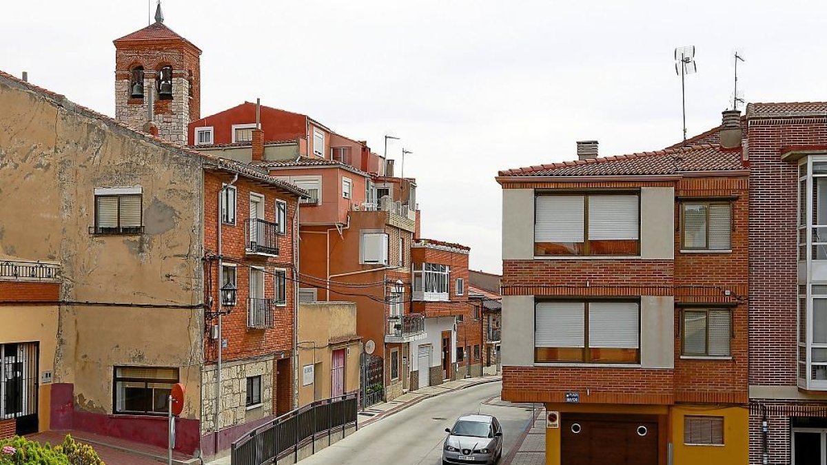 Calles del casco histórico del Zaratán, uno de los municipios que este año se adhiere al programa ‘Urbanismo en Red’.-J.M. LOSTAU