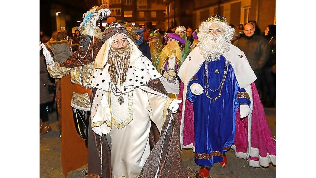 Cabalgata sin camellos en el barrio de Pajarillos el año pasado.-J. M. LOSTAU
