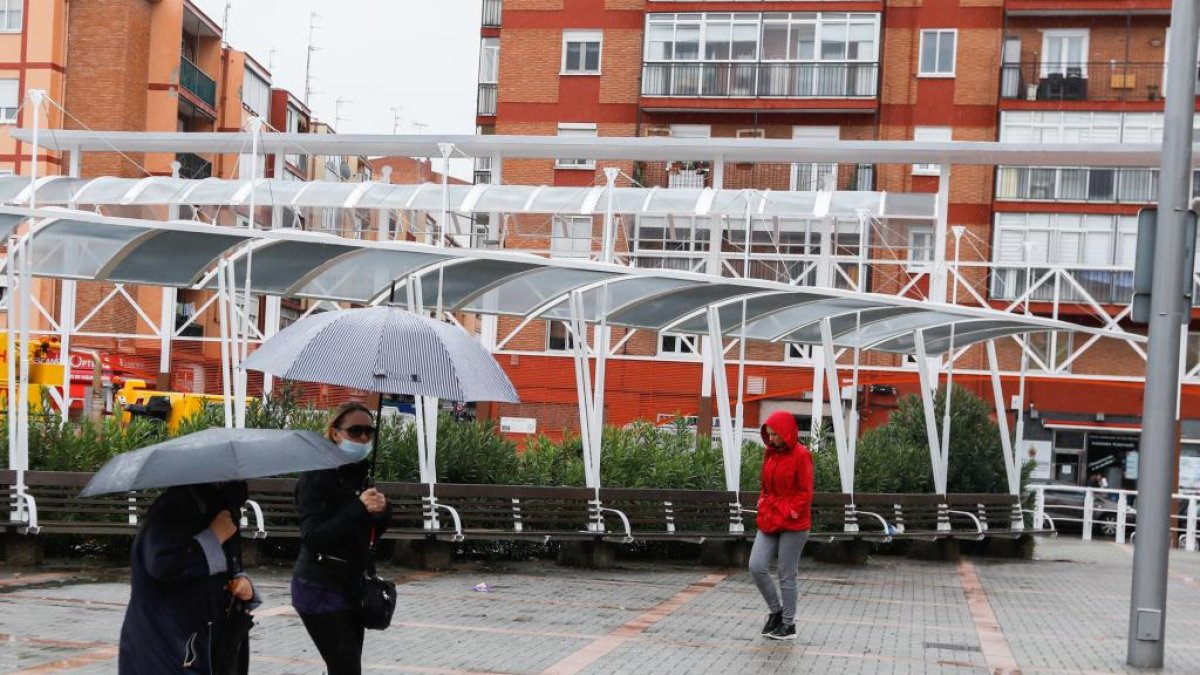 La plaza de la Solidaridad tras la reforma. - LOSTAU