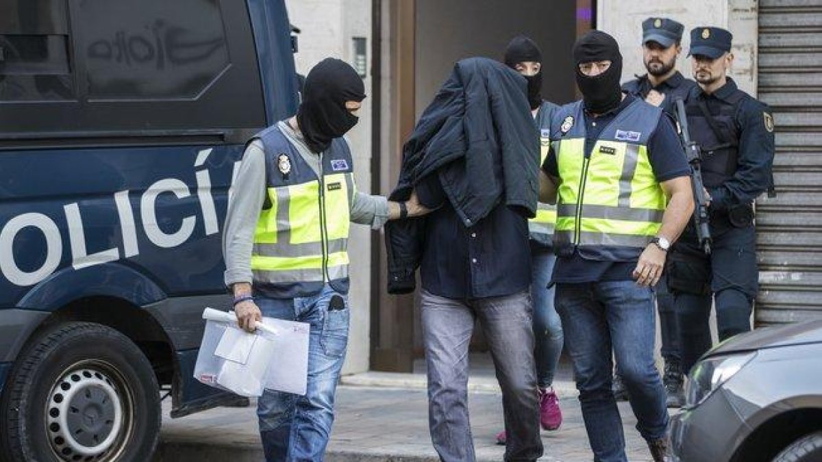 Detención de un yihadista por la Policía Nacional.-